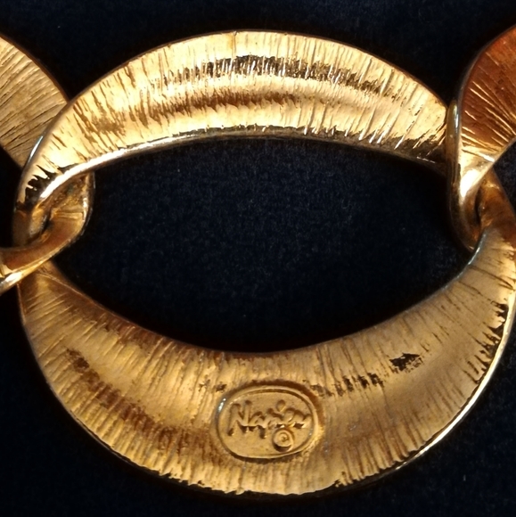 Vintage Enameled Pink & Gold Necklace & Earrings Set by Napier - Picture 9 of 10